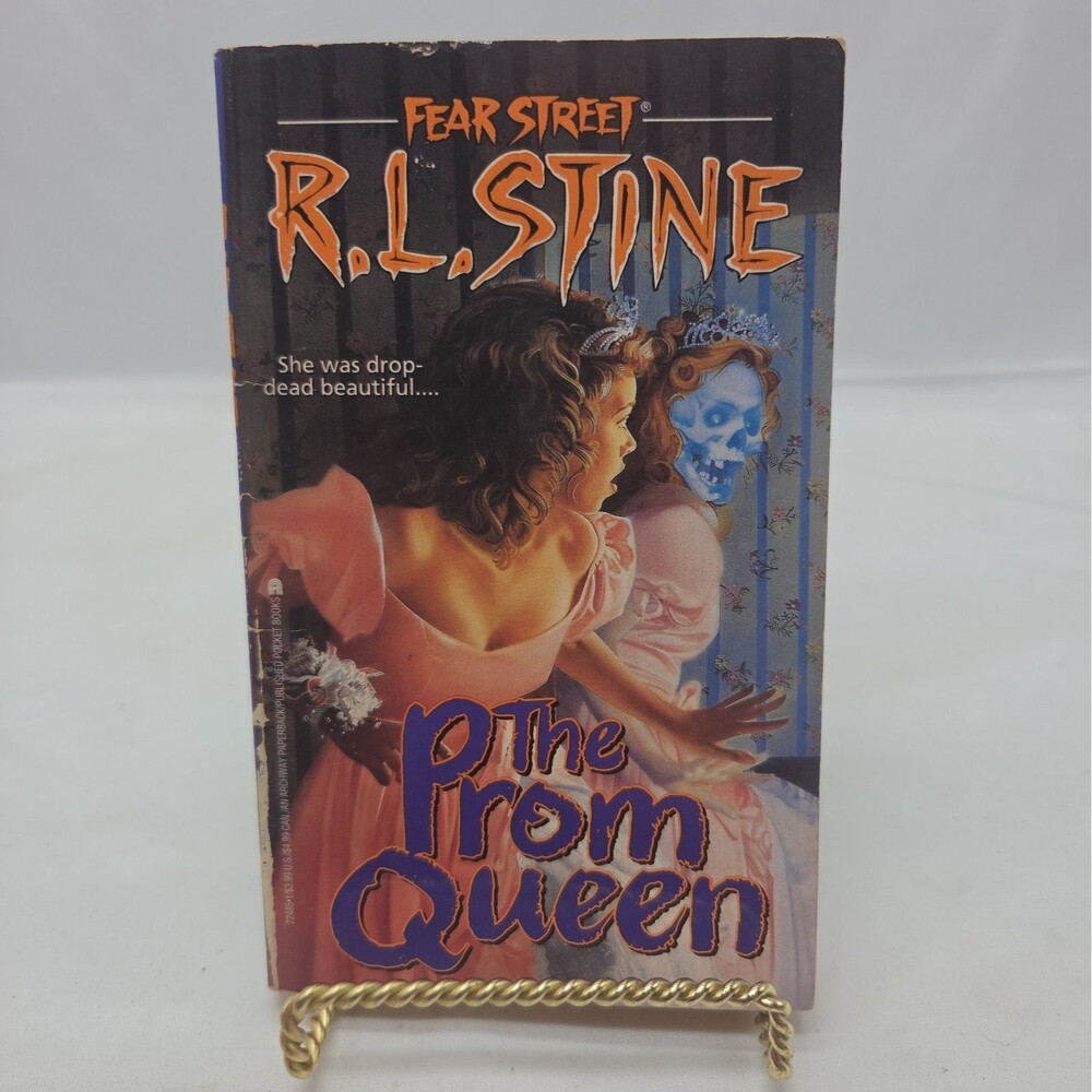 RL Stine Fear Street The Prom Queen vintage Book Ya Horror Series Vintage 90s